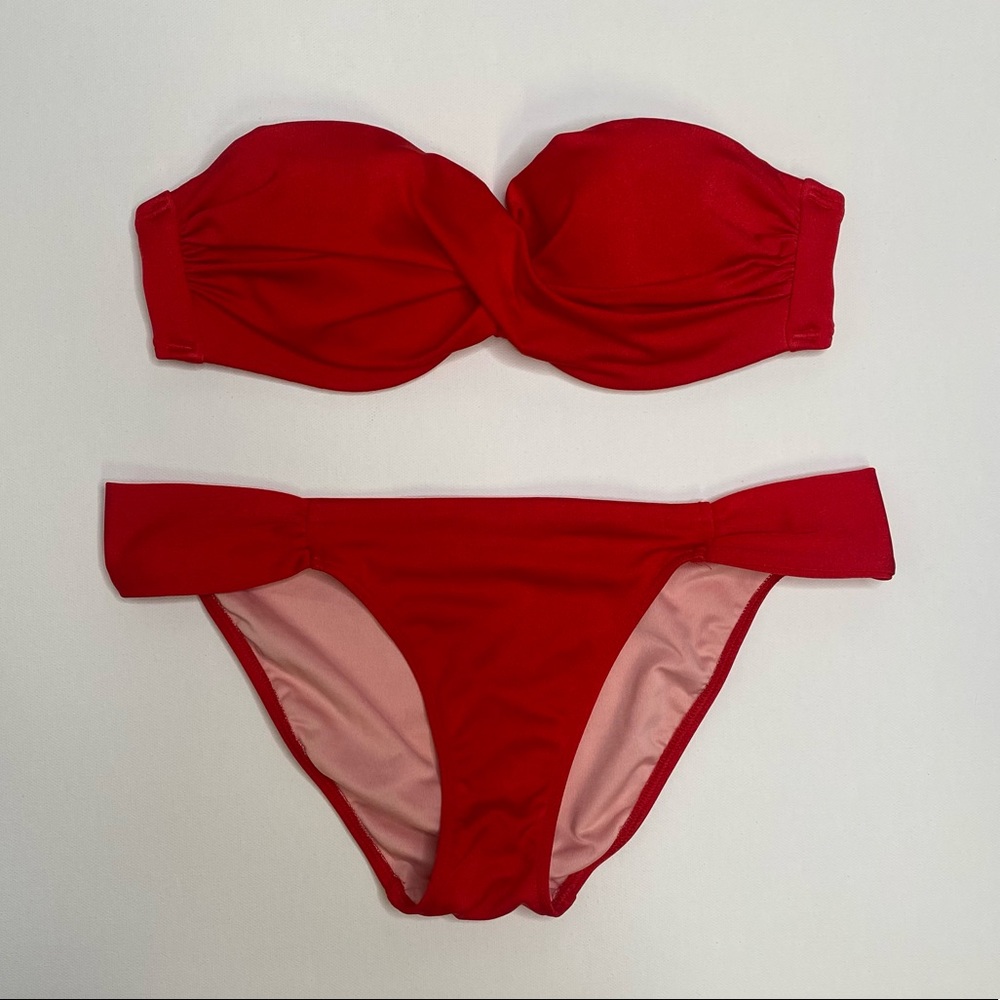 EUC Victoria’s Secret Red Bikini Size S 32B